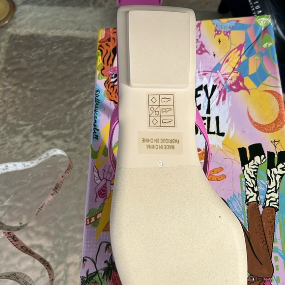 Jeffrey Campbell gorgeous slides, size 6 BNWT - Picture 9 of 9